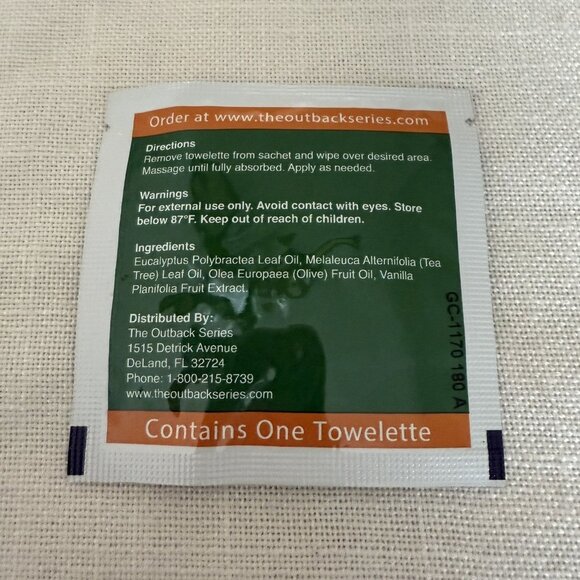 NIP Lot of 25 The Outback Series Oil Towelettes for Natural Pain Relief - New - Picture 3 of 3